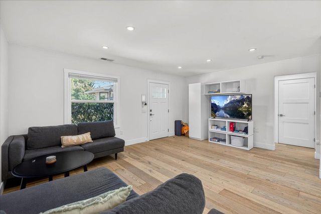 2080 Heatherdale Avenue, San Jose, CA 95128