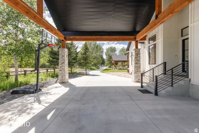 1188 S OLD TRAPPERS LOOP RD, Huntsville, UT 84317