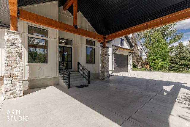 1188 S OLD TRAPPERS LOOP RD, Huntsville, UT 84317
