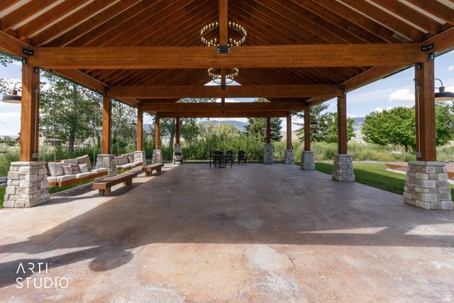 1188 S OLD TRAPPERS LOOP RD, Huntsville, UT 84317