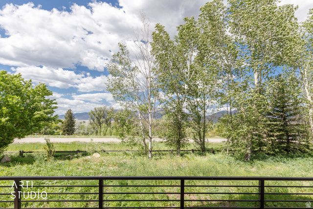 1188 S OLD TRAPPERS LOOP RD, Huntsville, UT 84317