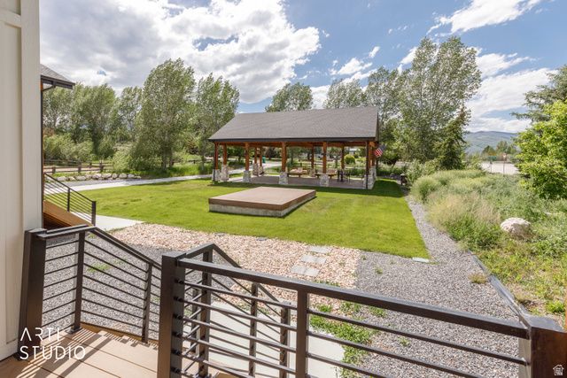 1188 S OLD TRAPPERS LOOP RD, Huntsville, UT 84317