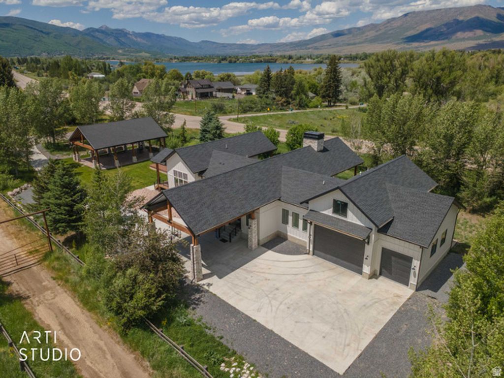 1188 S OLD TRAPPERS LOOP RD, Huntsville, UT 84317