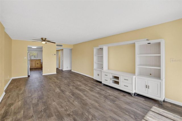 2900 COVE CAY DRIVE 2F, Clearwater, FL 33760