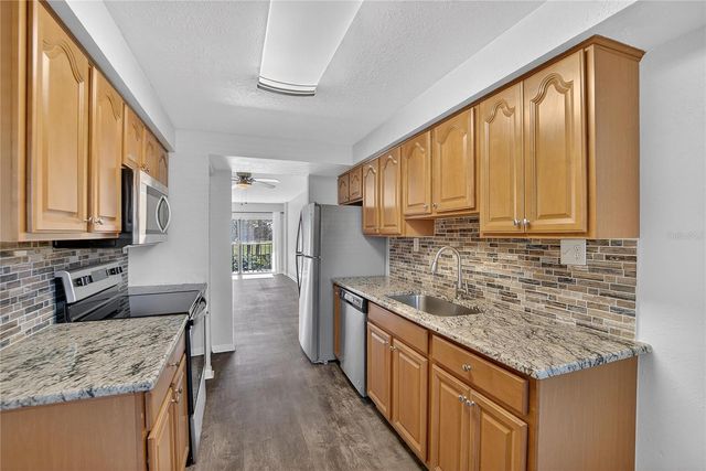 2900 COVE CAY DRIVE 2F, Clearwater, FL 33760