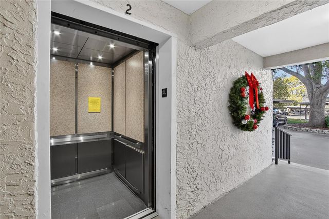 2900 COVE CAY DRIVE 2F, Clearwater, FL 33760