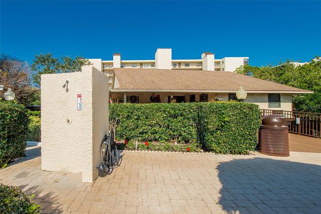 2900 COVE CAY DRIVE 2F, Clearwater, FL 33760