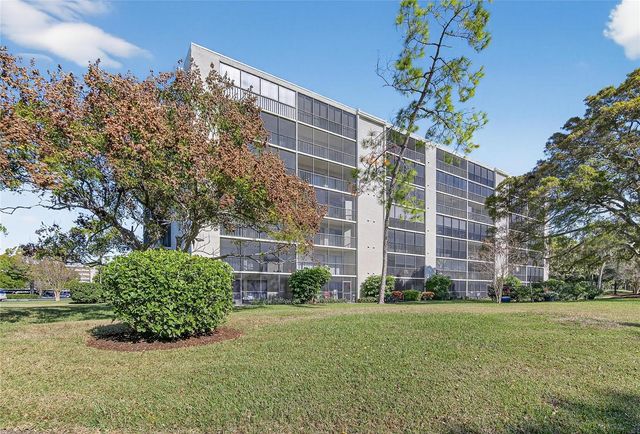 2900 COVE CAY DRIVE 2F, Clearwater, FL 33760