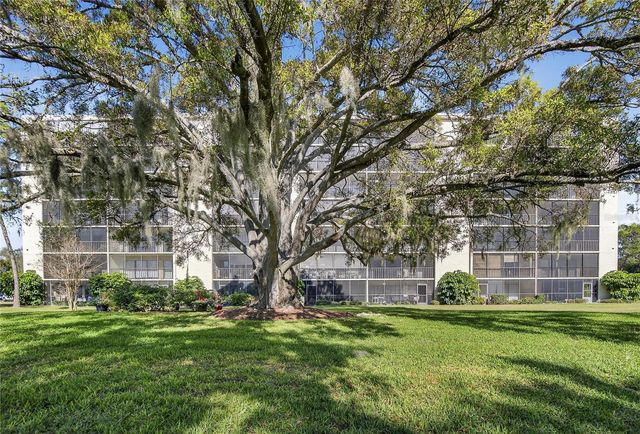 2900 COVE CAY DRIVE 2F, Clearwater, FL 33760