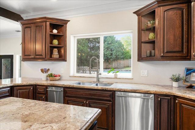 6817 Rappahannock Way, Carmichael, CA 95608
