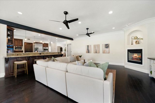 6817 Rappahannock Way, Carmichael, CA 95608