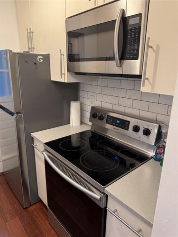 1141 NE 16th Ave, Fort Lauderdale, FL 33304