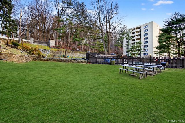 1 David Lane 4 C, Yonkers, NY 10701