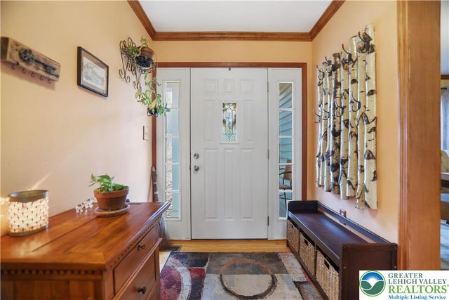 1392 Whispering Hills Court, Chestnuthill Twp, PA 18330