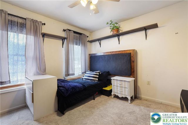 1392 Whispering Hills Court, Chestnuthill Twp, PA 18330