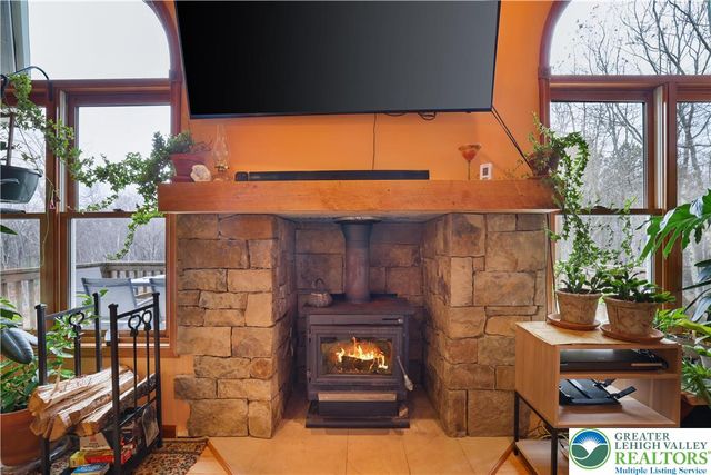 1392 Whispering Hills Court, Chestnuthill Twp, PA 18330