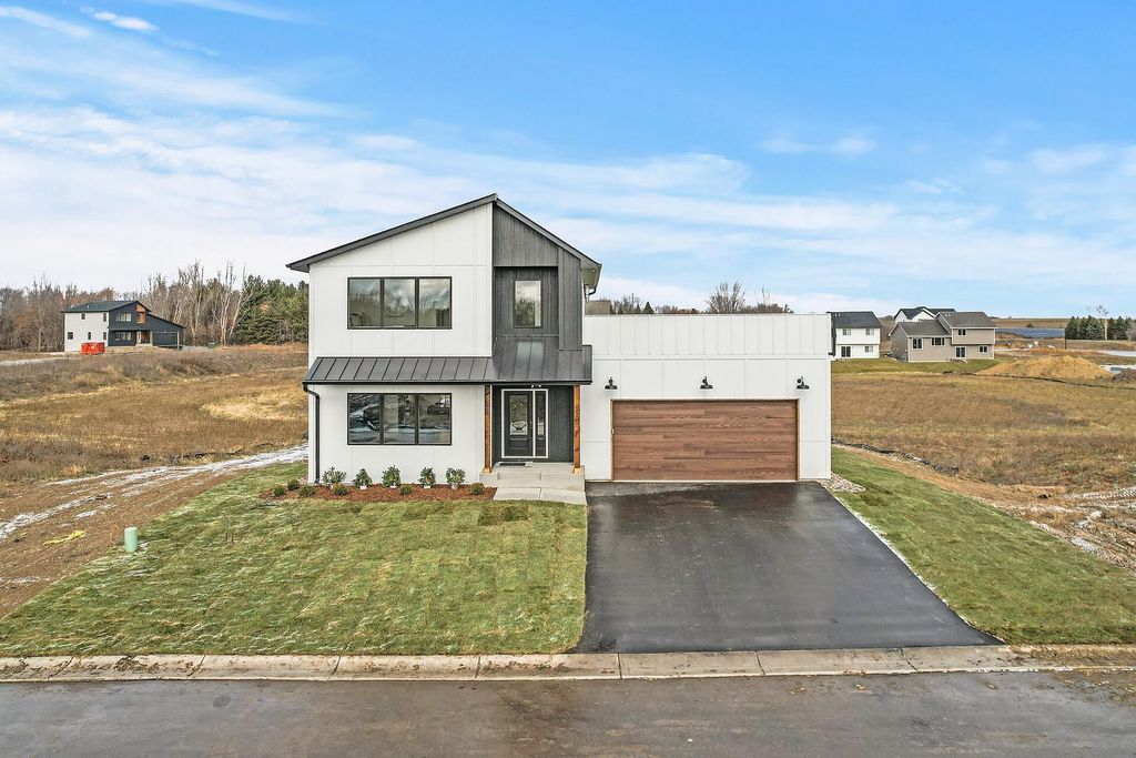 9955 14th Circle NE, Saint Michael, MN 55376