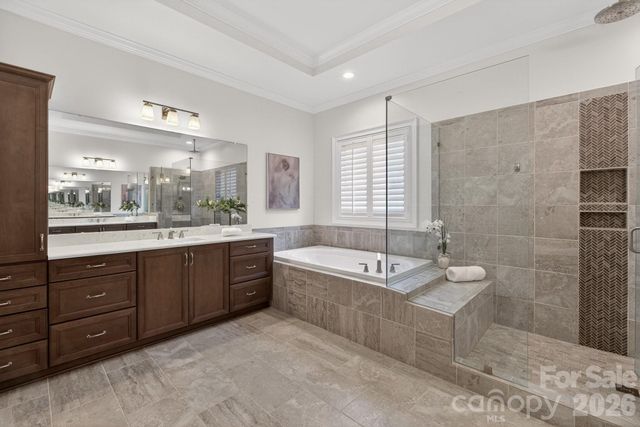 400 Wheatberry Hill Drive, Matthews, NC 28104