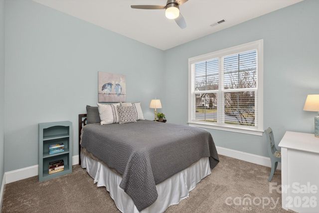 400 Wheatberry Hill Drive, Matthews, NC 28104