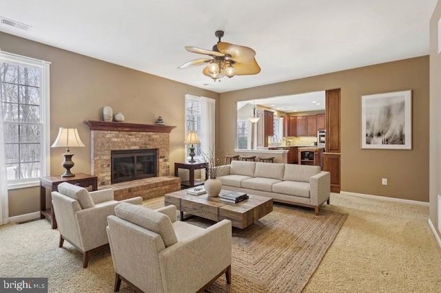 18 DEVONSHIRE DR, Princeton, NJ 08540