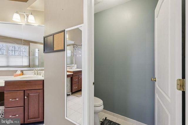 18 DEVONSHIRE DR, Princeton, NJ 08540