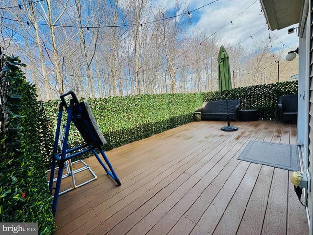 18 DEVONSHIRE DR, Princeton, NJ 08540