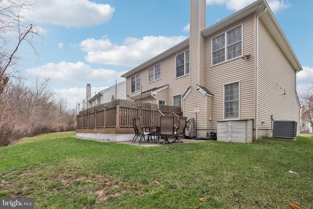 18 DEVONSHIRE DR, Princeton, NJ 08540