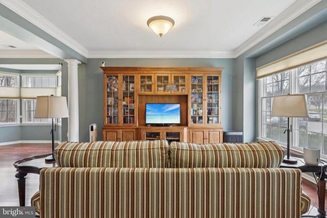 18 DEVONSHIRE DR, Princeton, NJ 08540