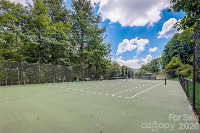 646 El Miner Drive, Mars Hill, NC 28754