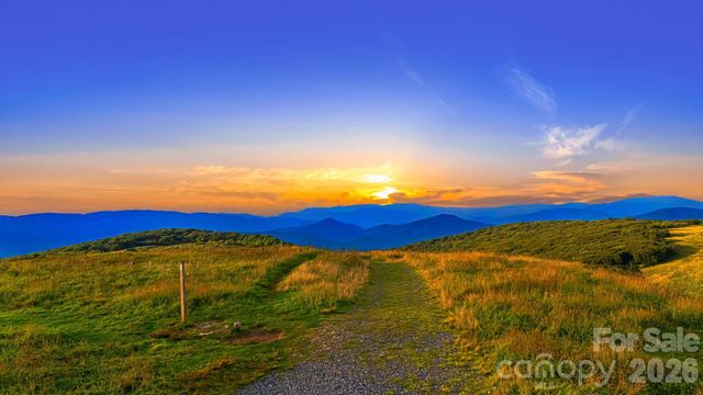 646 El Miner Drive, Mars Hill, NC 28754