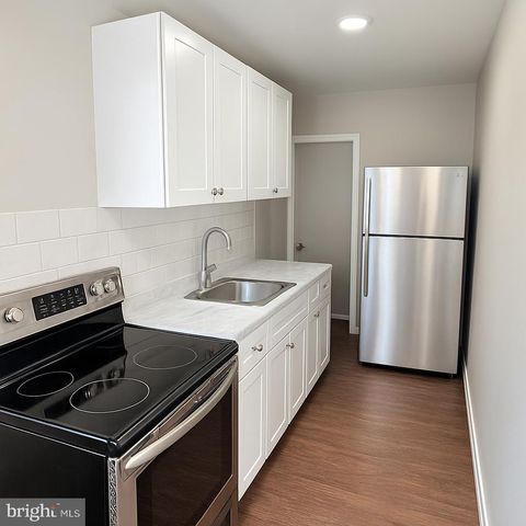 3427 RAVENWOOD AVE, Baltimore, MD 21213