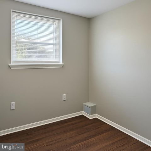 3427 RAVENWOOD AVE, Baltimore, MD 21213