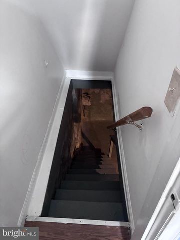 3427 RAVENWOOD AVE, Baltimore, MD 21213