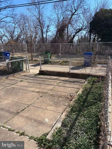 3427 RAVENWOOD AVE, Baltimore, MD 21213