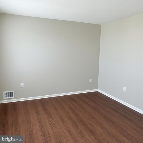 3427 RAVENWOOD AVE, Baltimore, MD 21213