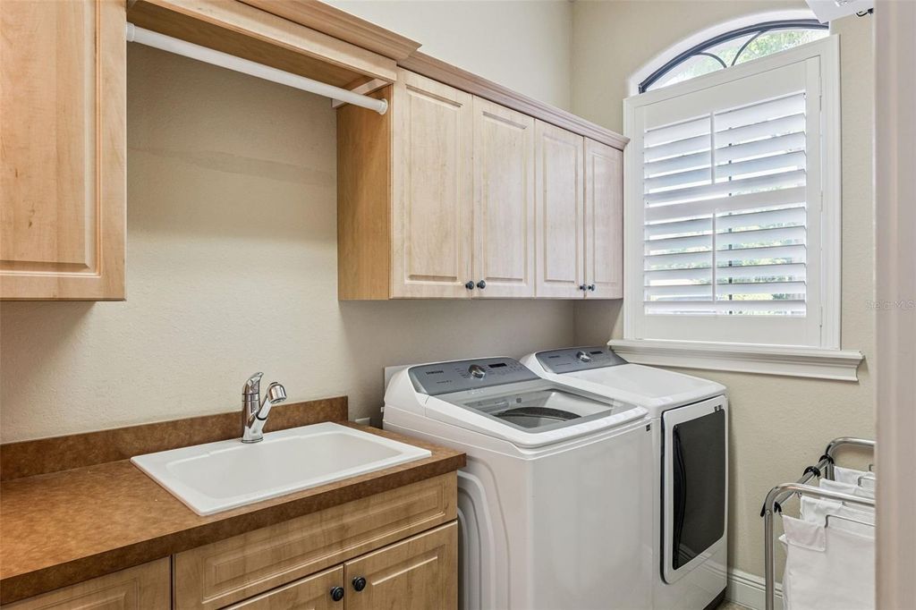 Image 32 of property listing at 7738 MARKHAM BEND PLACE, Sanford, FL 32771