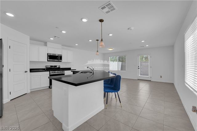 4907 Chidlaw Avenue 3, Las Vegas, NV 89115