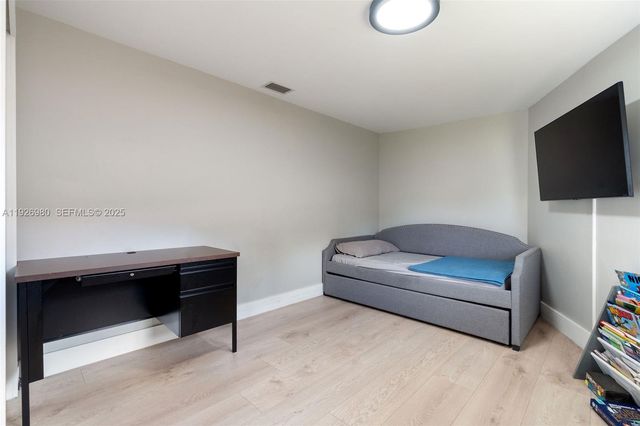 10650 NE 11th Ct, Miami Shores, FL 33138