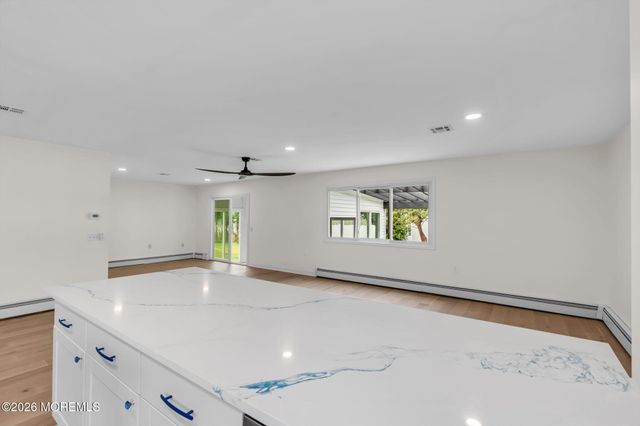 45 Innsbruck Drive, Toms River, NJ 08757