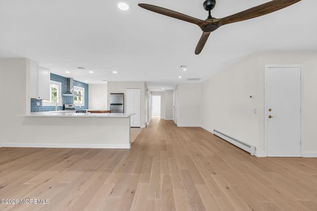 45 Innsbruck Drive, Toms River, NJ 08757