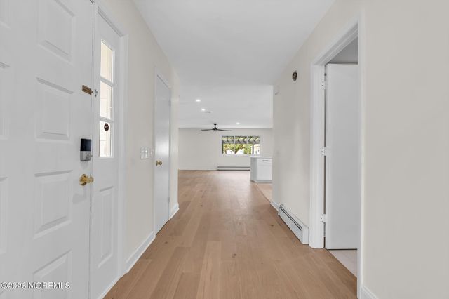 45 Innsbruck Drive, Toms River, NJ 08757