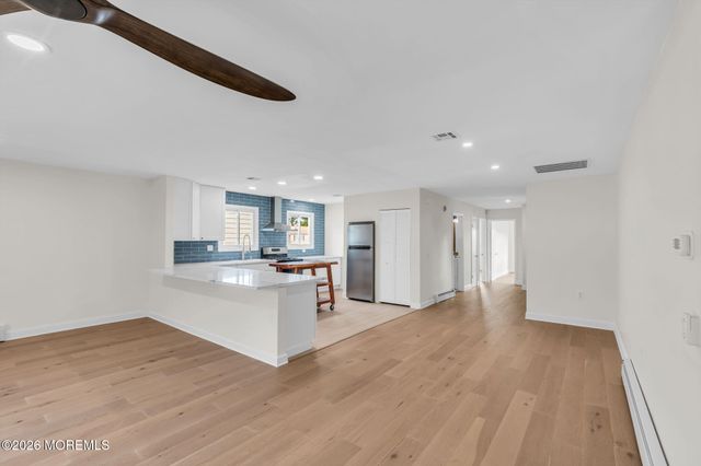 45 Innsbruck Drive, Toms River, NJ 08757