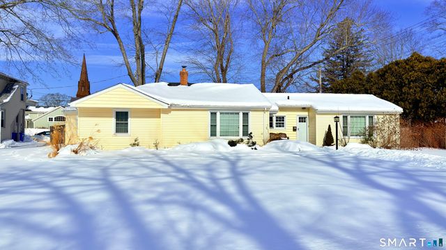 10 Rockwell Street, Norwich, CT 06360