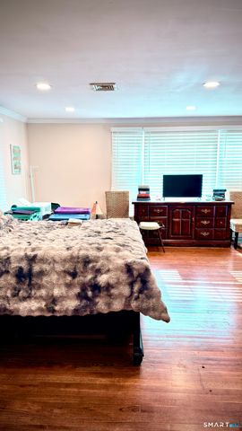 10 Rockwell Street, Norwich, CT 06360