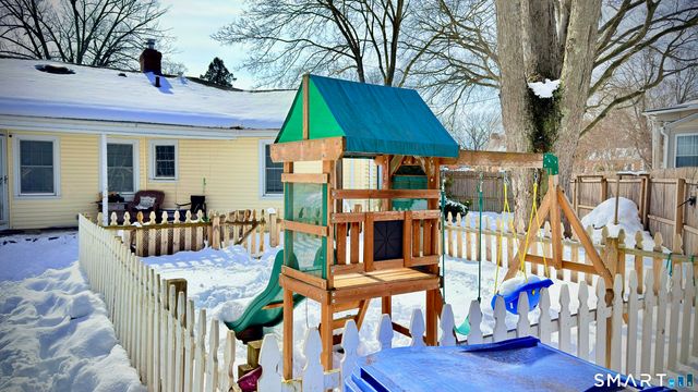 10 Rockwell Street, Norwich, CT 06360