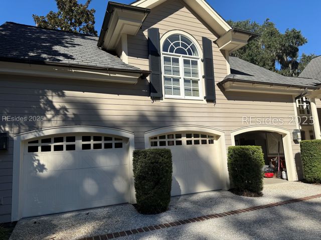 22 Hampton Ln, Bluffton, SC 29910