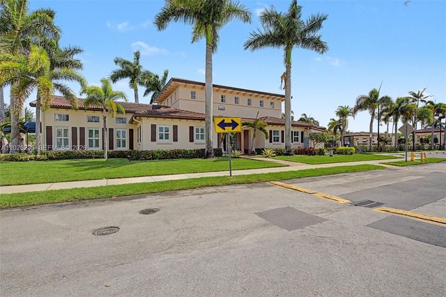 12853 SW 135th St, Miami, FL 33186