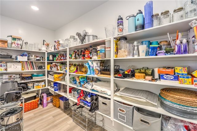 10090 Desert Azure Street, Las Vegas, NV 89178