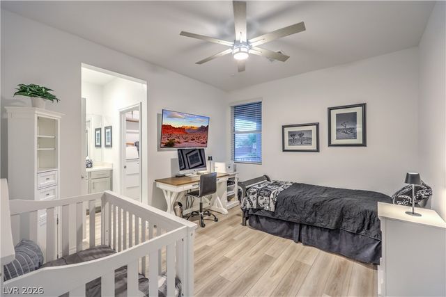 10090 Desert Azure Street, Las Vegas, NV 89178