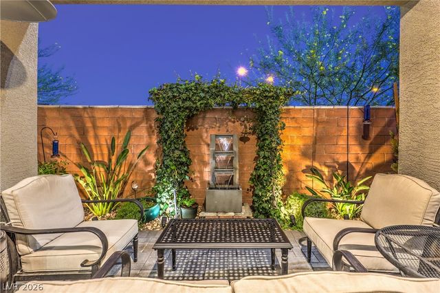 10090 Desert Azure Street, Las Vegas, NV 89178
